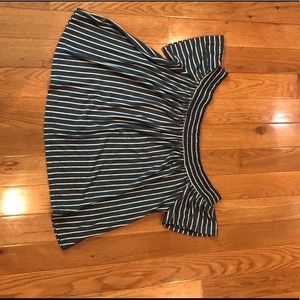 Women’s American Eagle, off the shoulder top XL